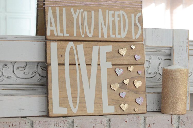 How to Make & Wrap a Valentine’s Sign