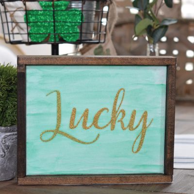 How to make a St. Patrick’s Day Lucky Sign, + 3 Tier Tray Decor!