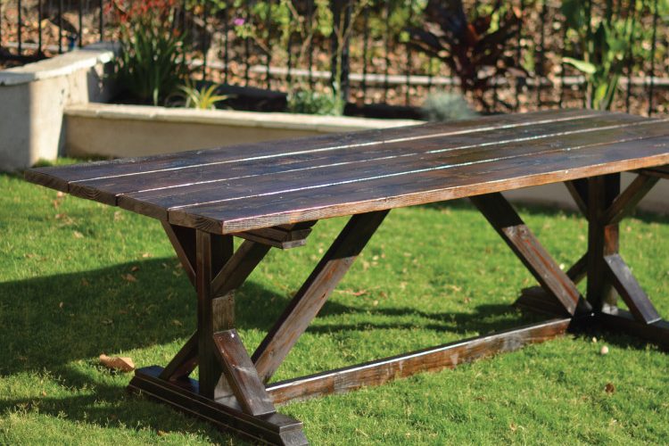 Outdoor Rustic Farmhouse Table Makeover