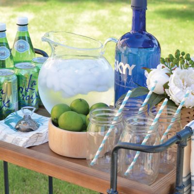 How to Style a Outdoor Bar Cart