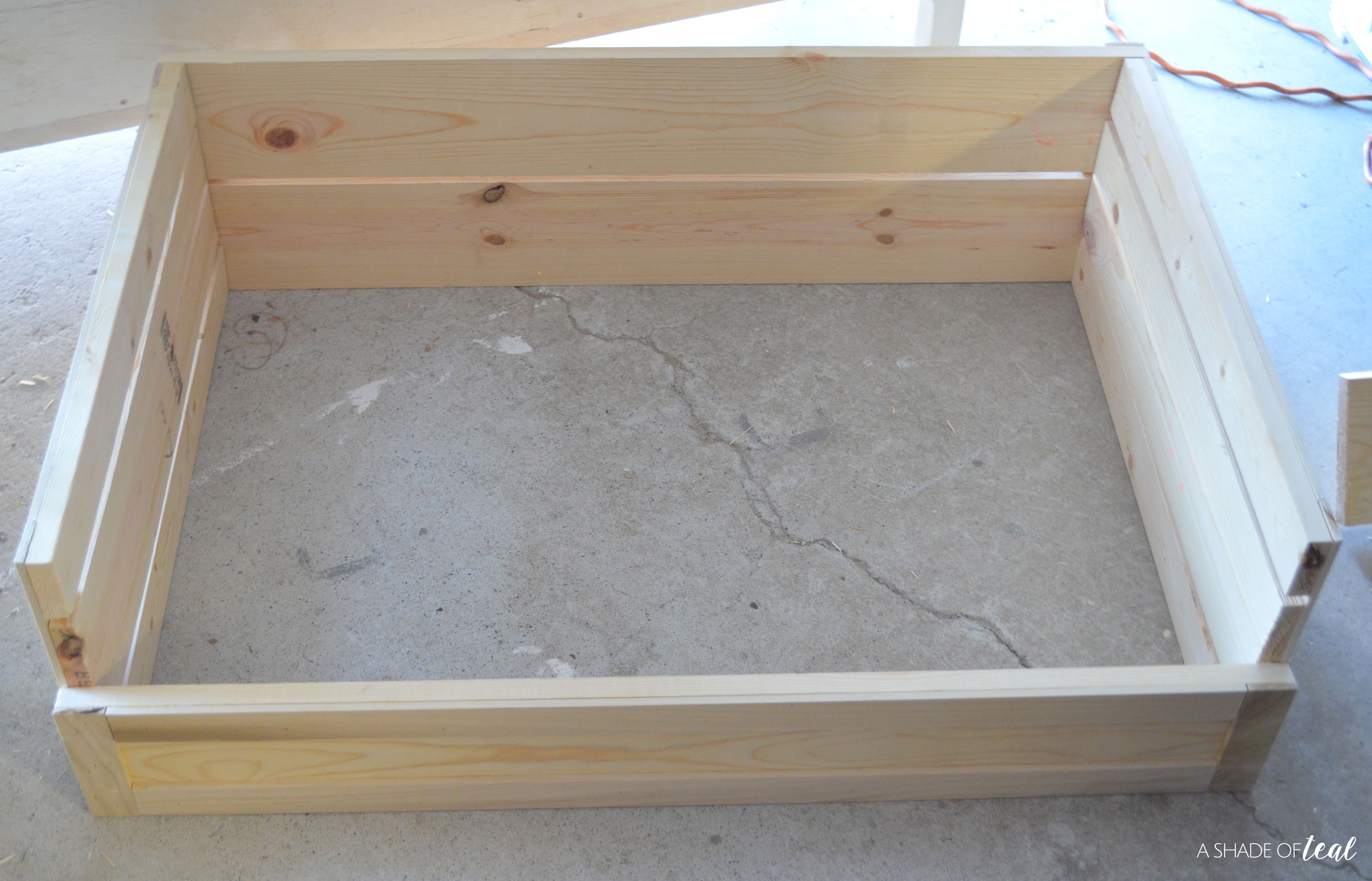 How To Build A Rustic Wood Dog Bed, How To Build A Dog Bed Frame
