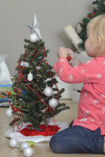 Simple Holiday Activities for Kids!