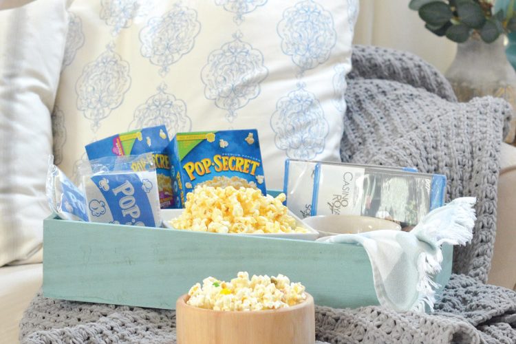 Tips for Hosting The Best Movie Night Ever