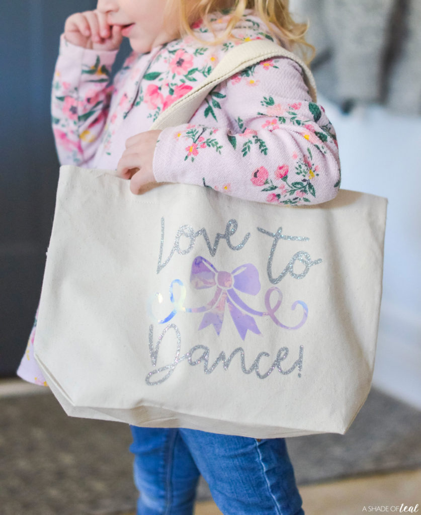 Cricut DIY: Little Girls Dance Bag