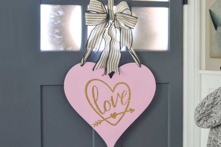 Cricut DIY: Valentine’s Day Love Heart Door Sign