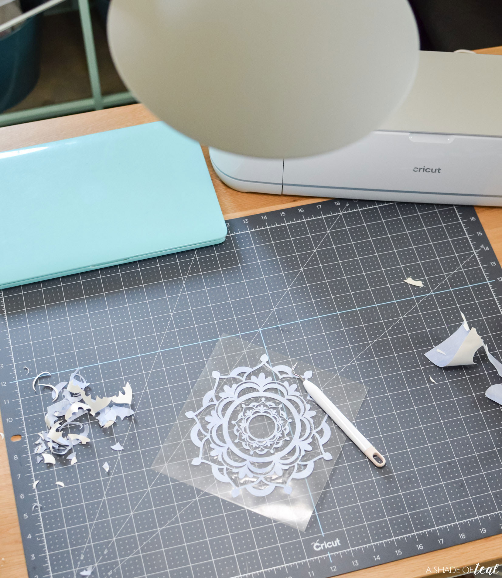 Meet the Bright 360 - the ultimate Craft Lamp from Cricut - Diary of a  Quilter - a quilt blog